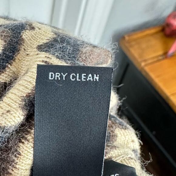 INC Angora Blend Leopard Cowl Neck Tunic Sweater Size 1X - Picture 5 of 5